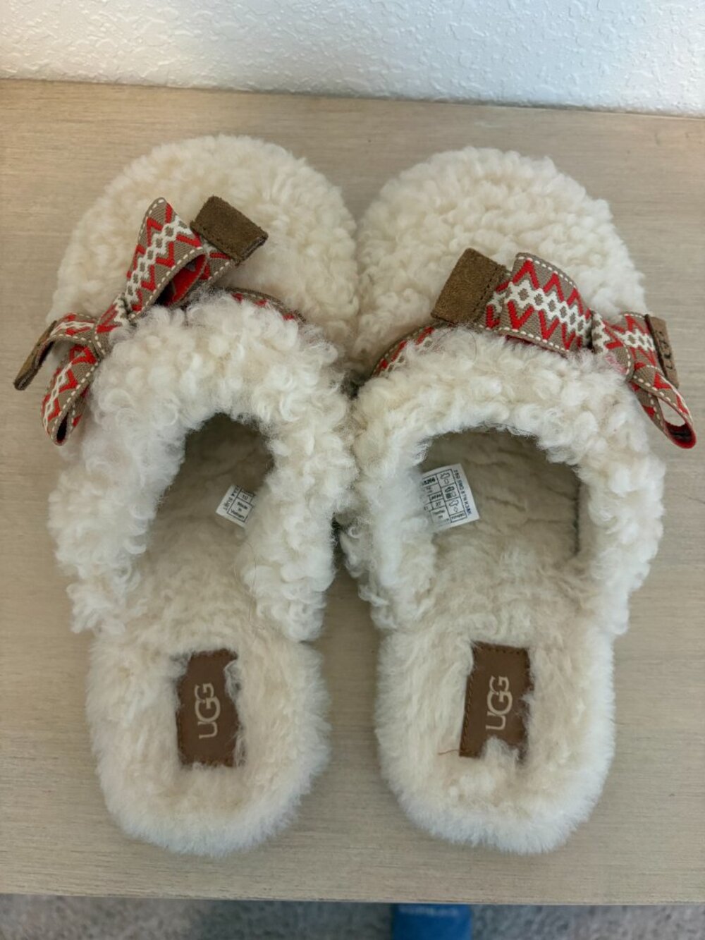 UGG Cream Shearling Slip-On Mules with Red Chevron Ribbon - Picture 4 of 6
